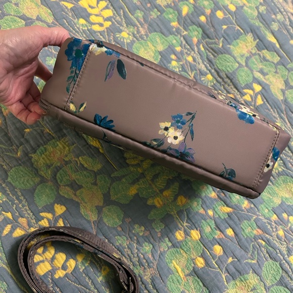 Floral Quilted Women's Bag - Picture 4 of 4